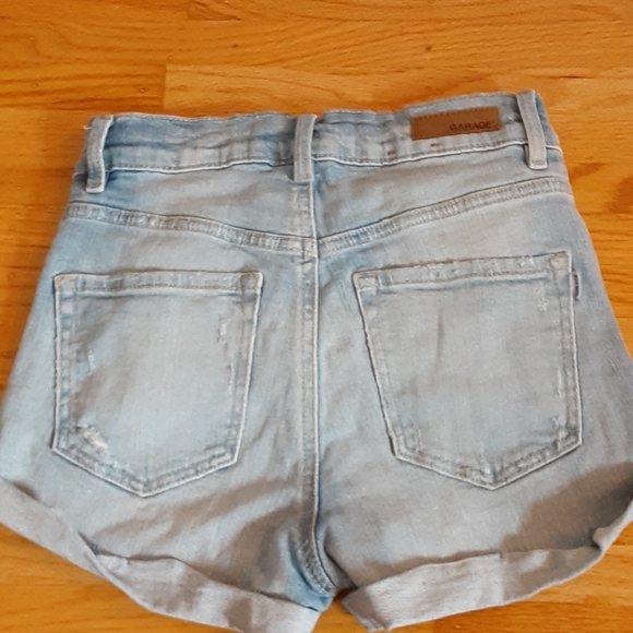 ☮Garage Retro Jean Shorts! - Picture 4 of 8